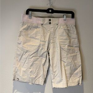 Juniper + Lime Tan Cargo Utility Shorts - Size Small